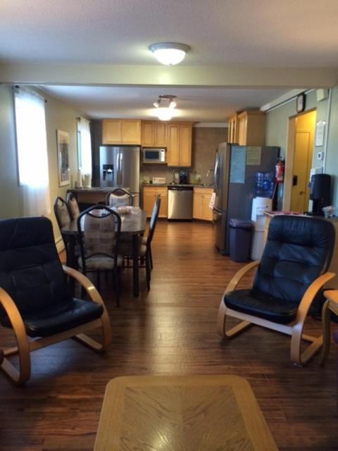 Laura'S Lodge Saskatoon Luaran gambar