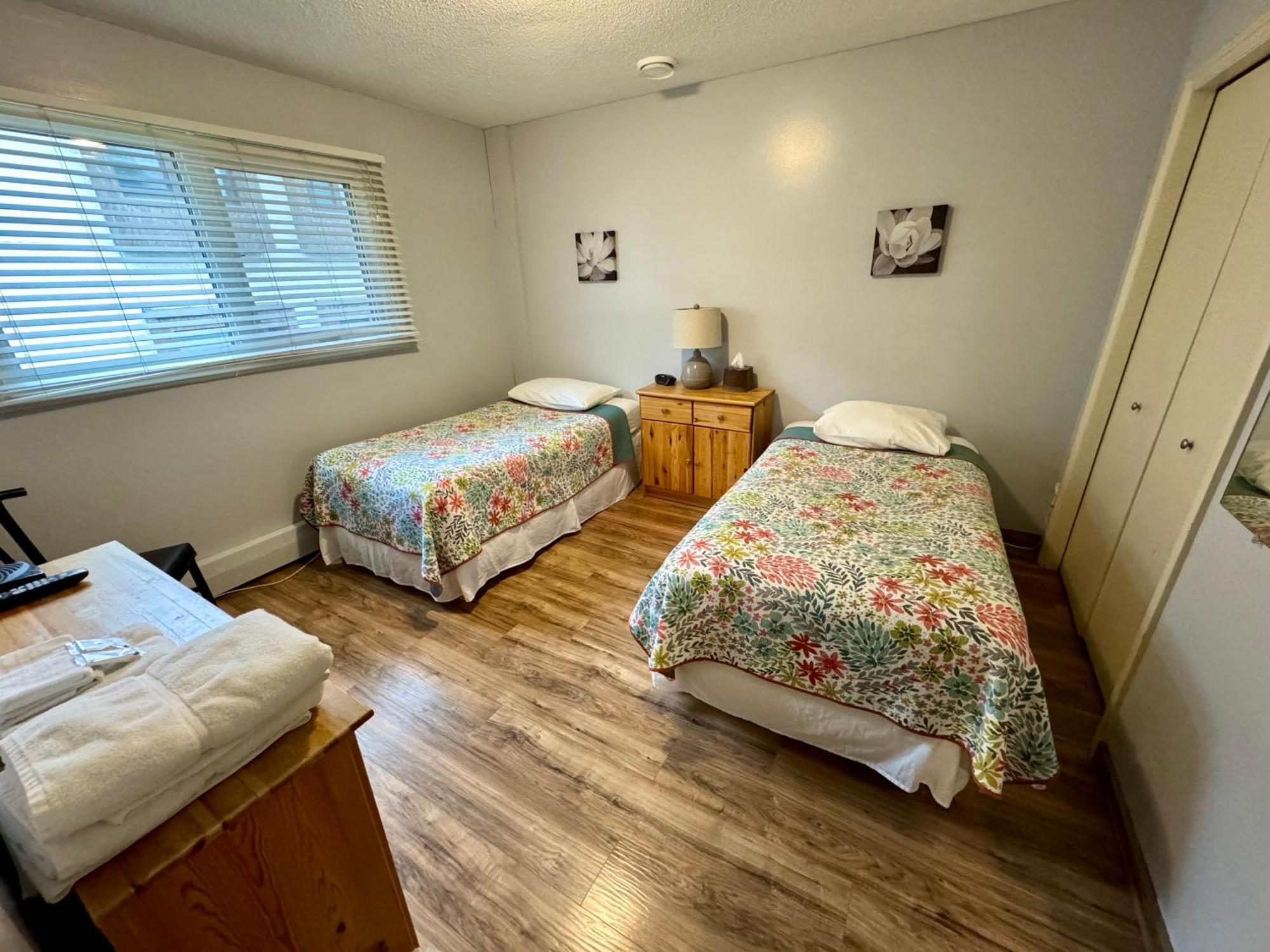Laura'S Lodge Saskatoon Luaran gambar