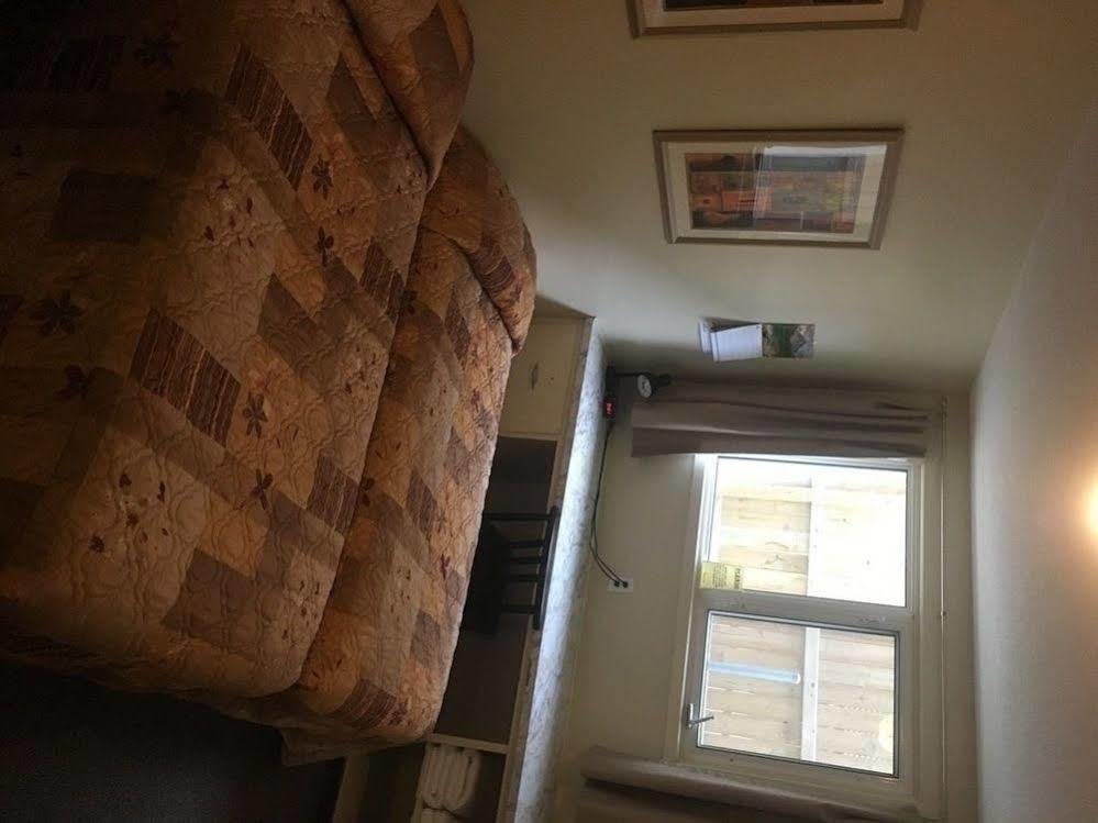 Laura'S Lodge Saskatoon Luaran gambar